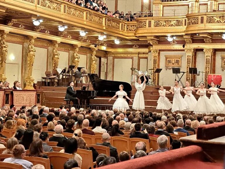 Bewohner*innen des Betreuten Wohnen im Musikverein